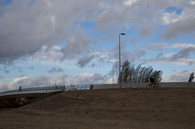 2013-10-28 tegen de wind in